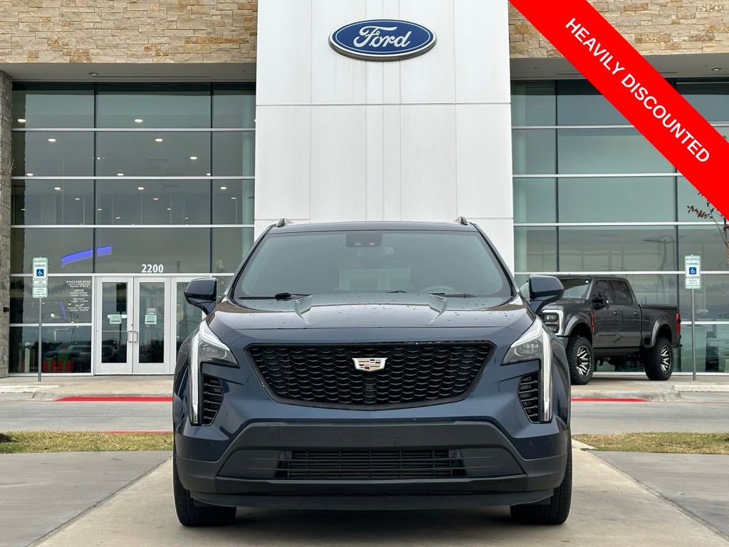 Used 2019 Cadillac XT4 Sport image 2