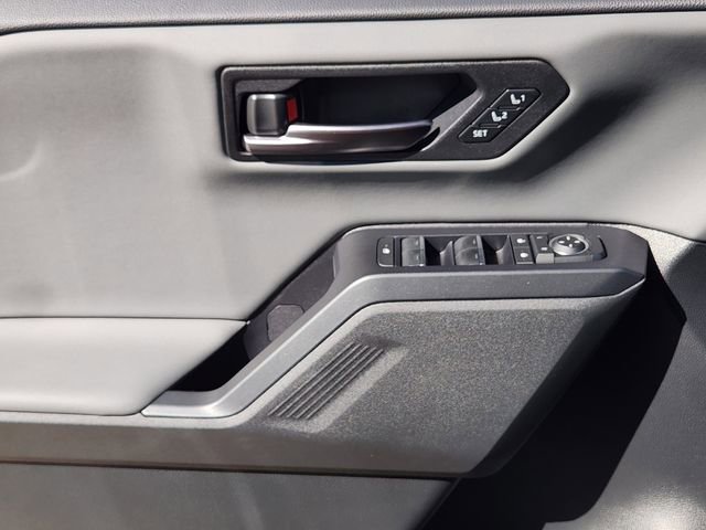 New 2026 Toyota RAV4 XSE AWD/4WD image 17