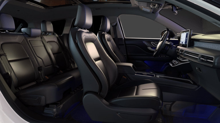 New 2025 Lincoln Corsair Grand Touring w/ Equipment Group 301A AWD/4WD image 30