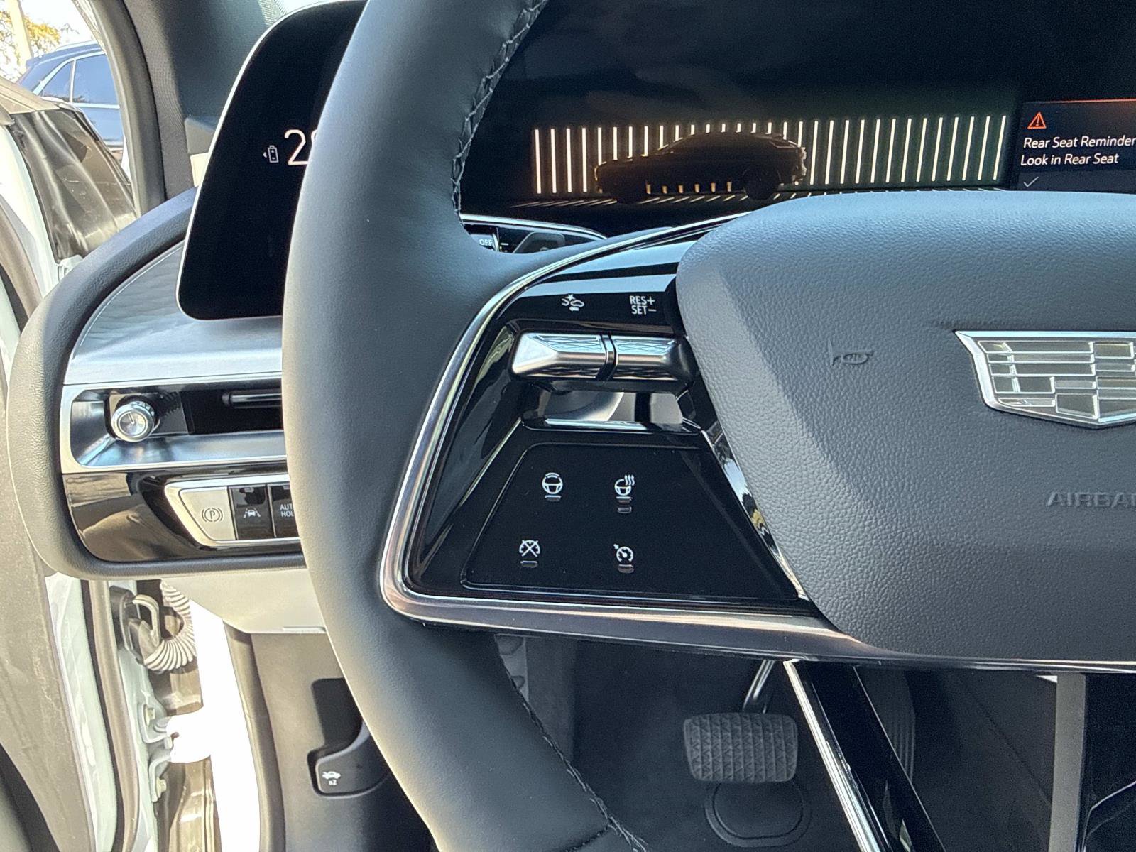 New 2026 Cadillac Lyriq Luxury image 30