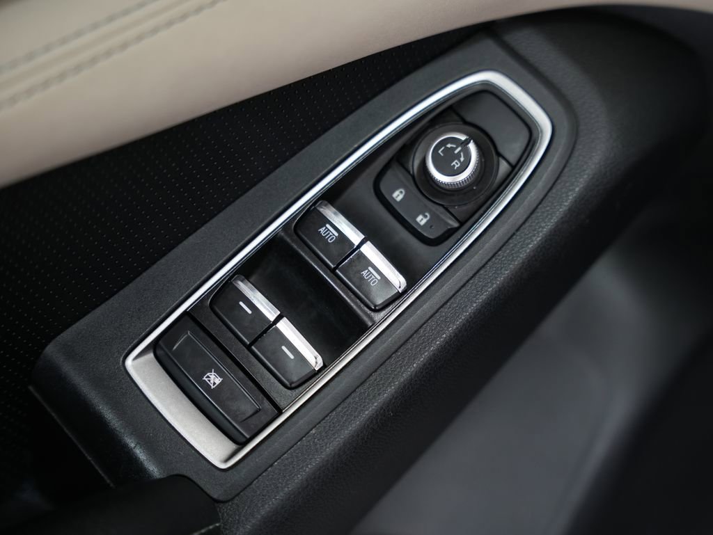 Used 2022 Subaru Ascent Limited image 49