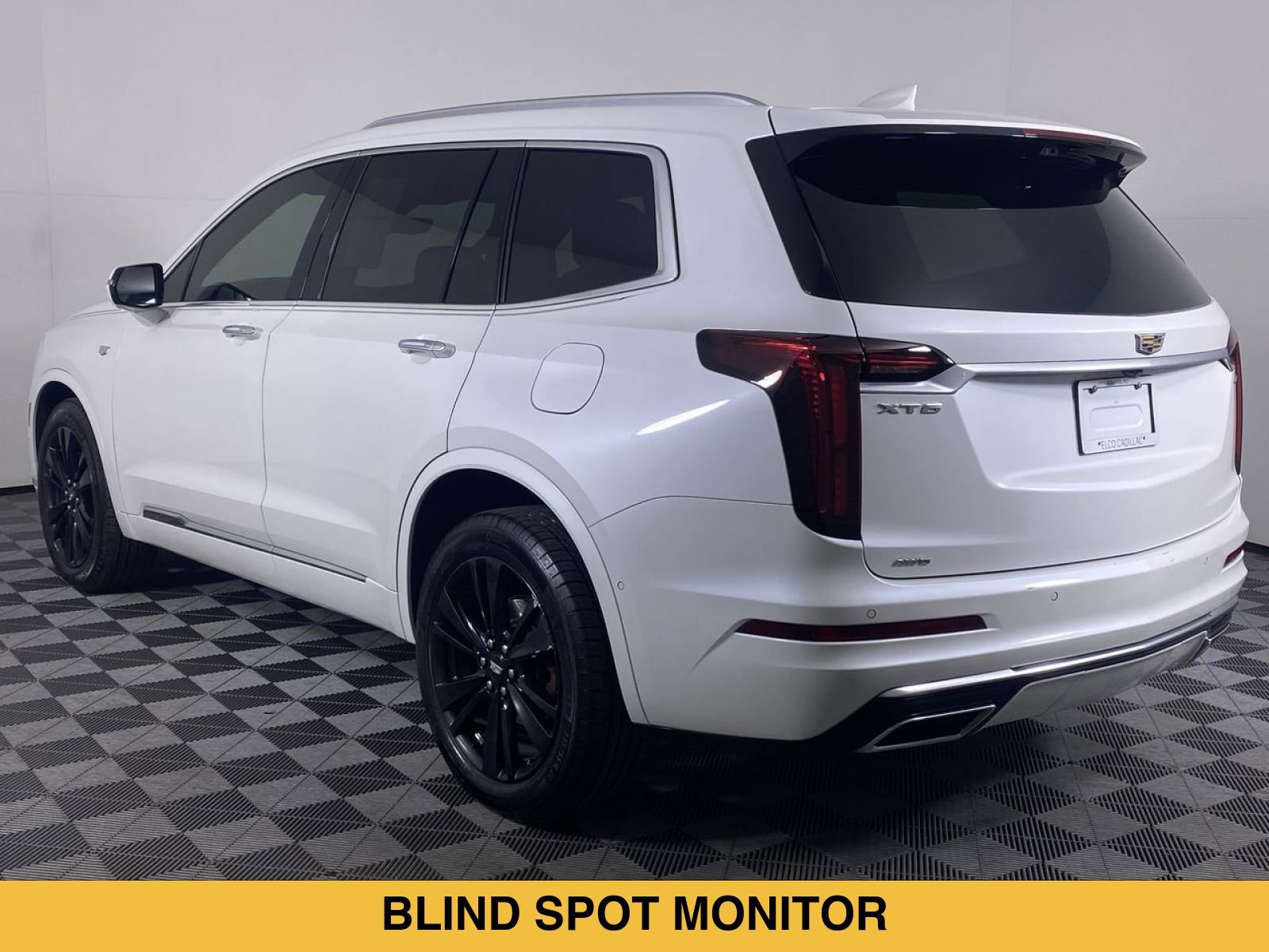 Certified 2023 Cadillac XT6 Premium Luxury w/ Technology Package AWD/4WD image 19