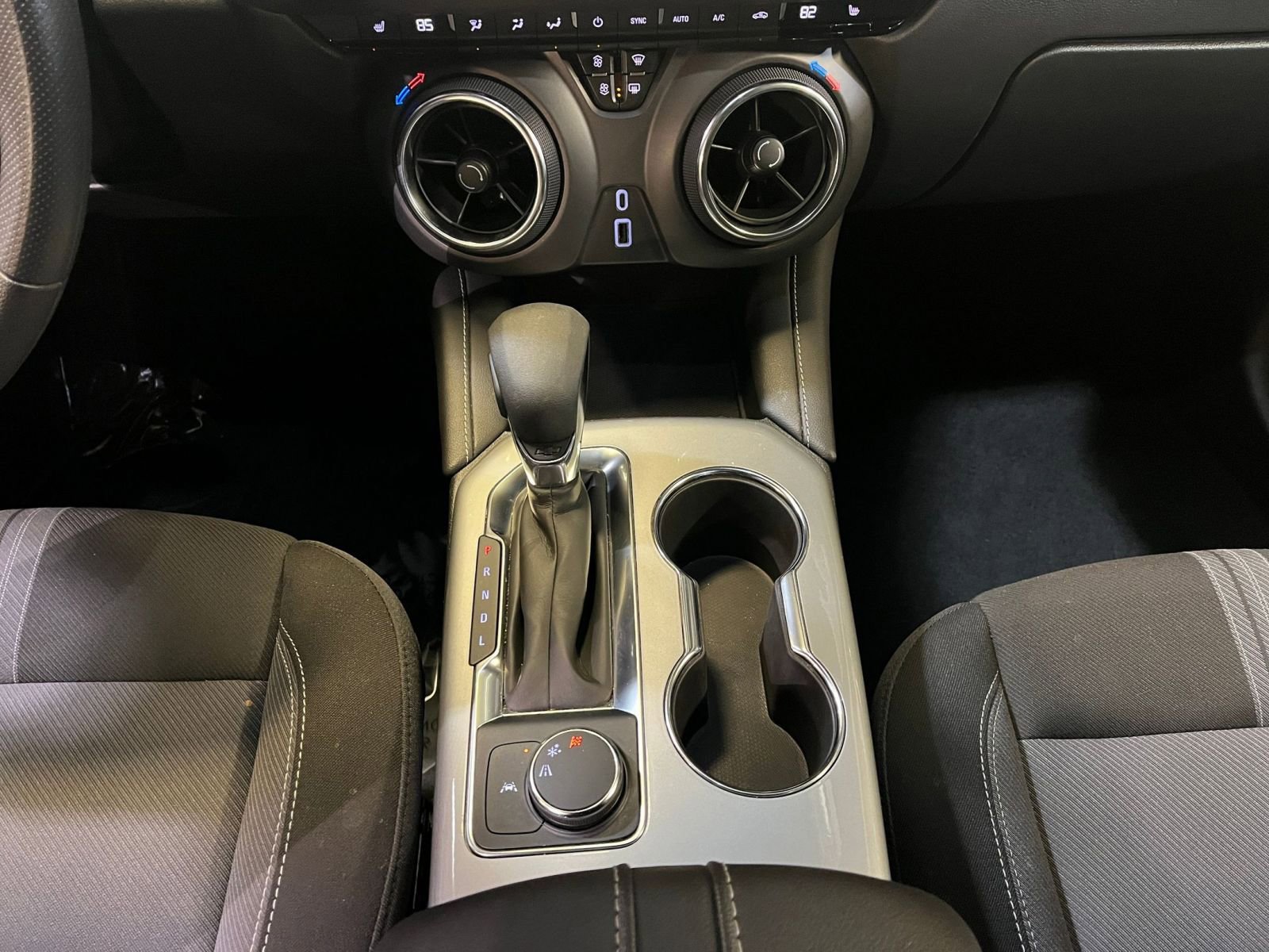 Used 2025 Chevrolet Blazer LT image 41