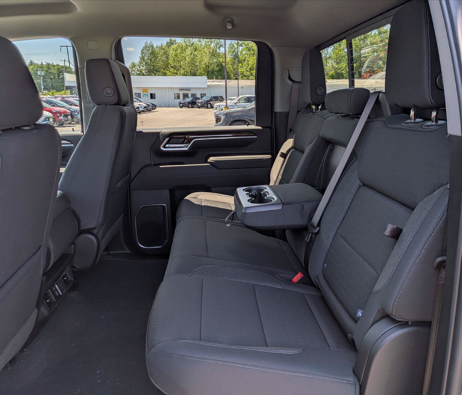 New 2026 GMC Sierra 2500 SLE w/ SLE Value Package; AWD/4WD image 20