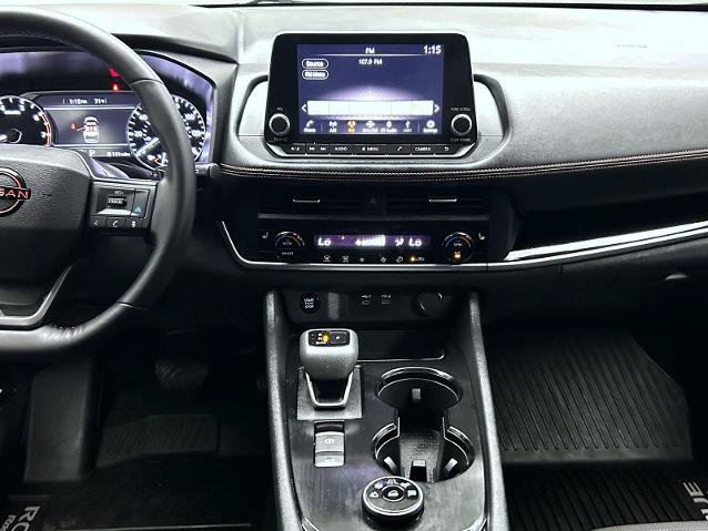 Certified 2025 Nissan Rogue SV AWD/4WD image 13