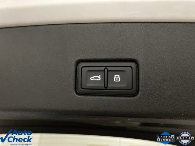 Used 2024 Audi Q4 e-tron Premium Plus w/ Premium Plus image 10