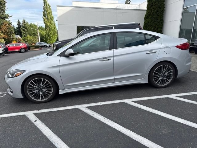 Used 2018 Hyundai Elantra Sport w/ Cargo Package FWD image 3