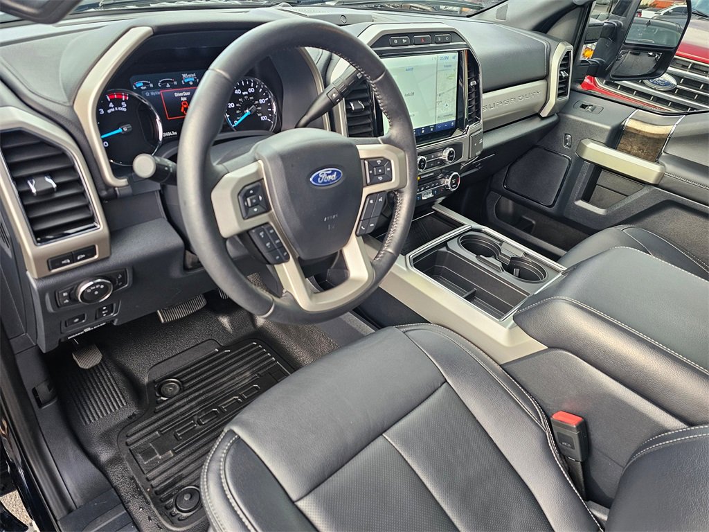 Used 2022 Ford F250 Lariat w/ Black Appearance Package image 20