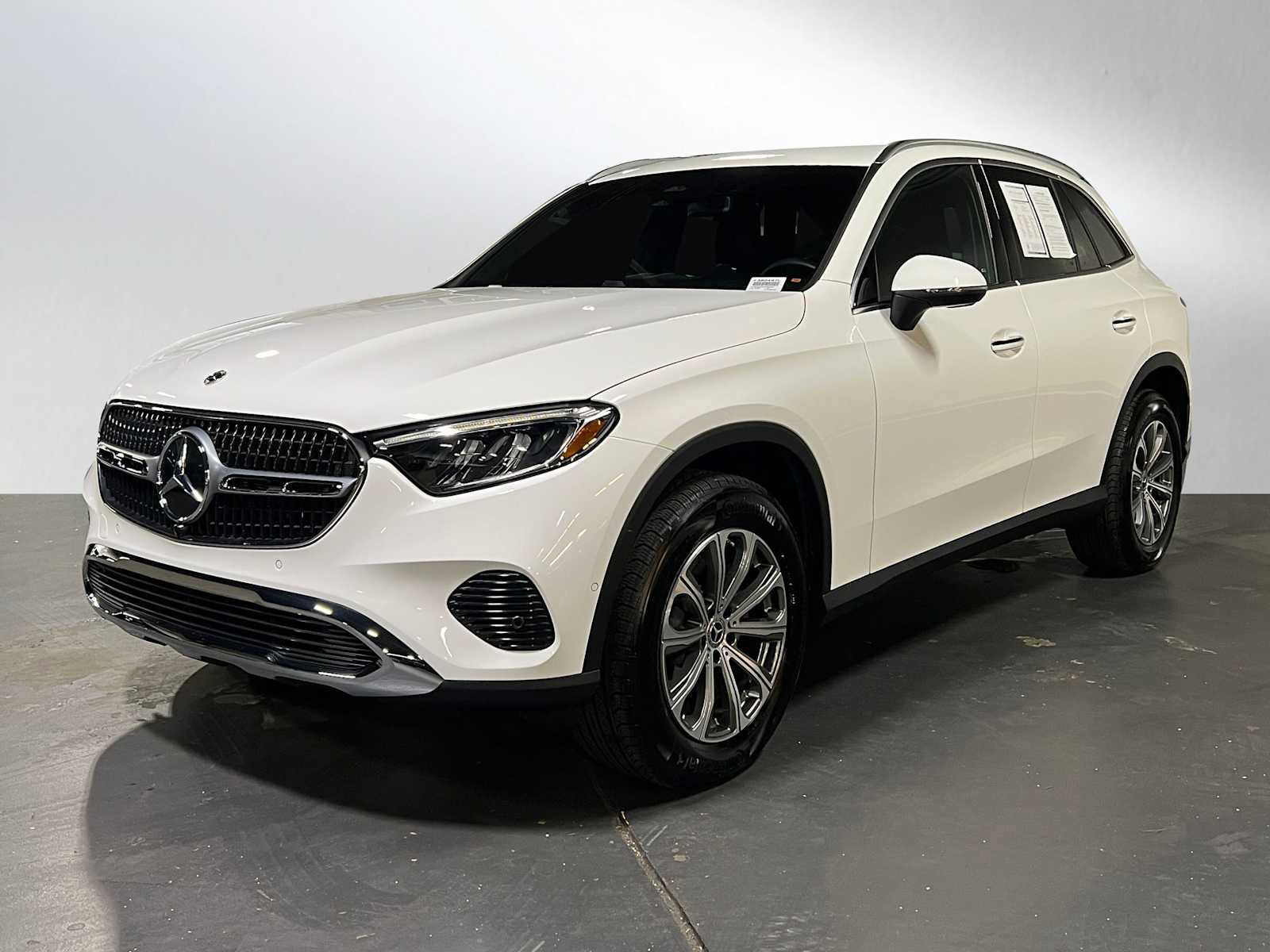 Certified 2025 Mercedes-Benz GLC 300 4MATIC image 7