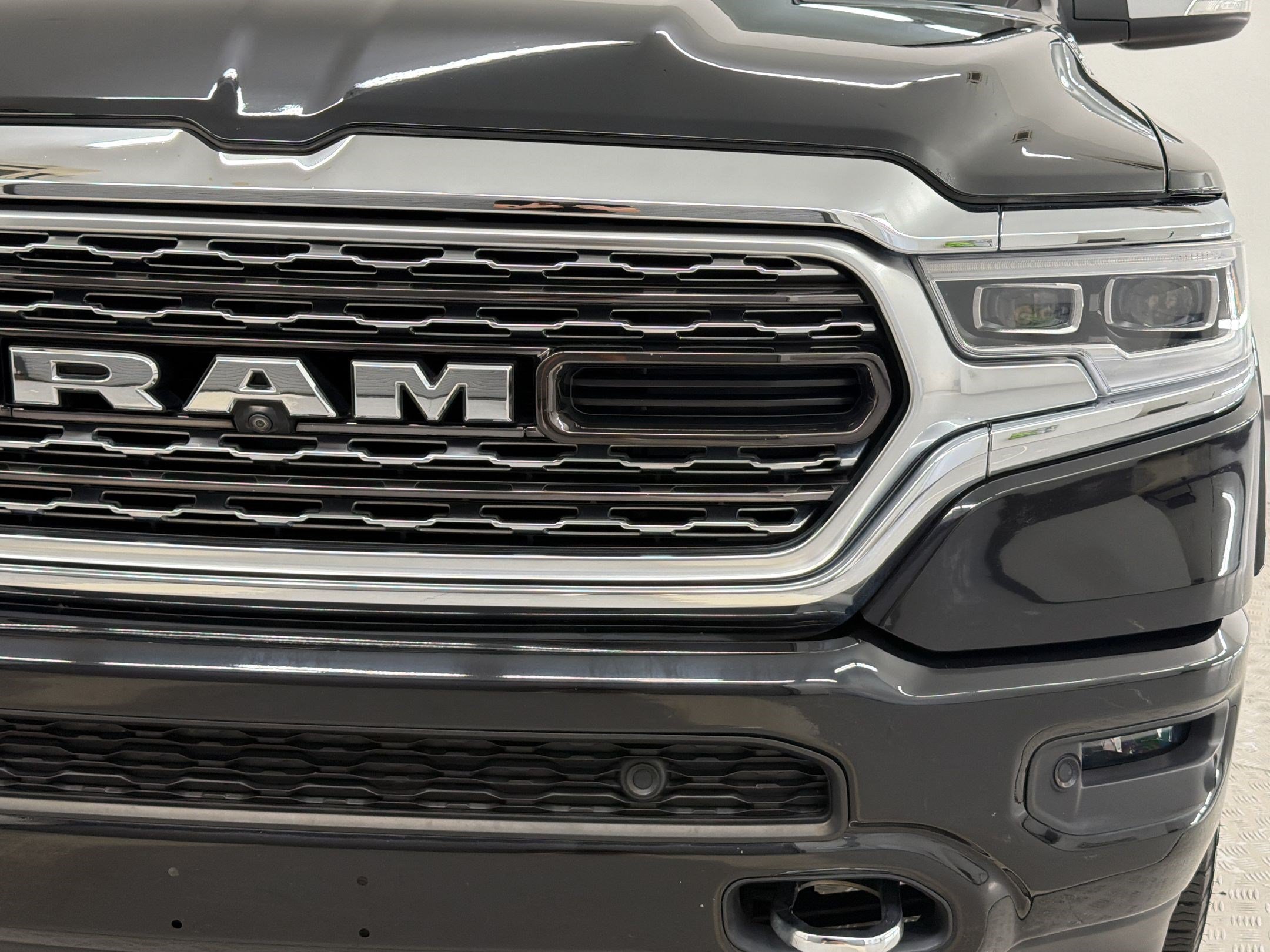 Used 2020 RAM 1500 Limited AWD/4WD image 25