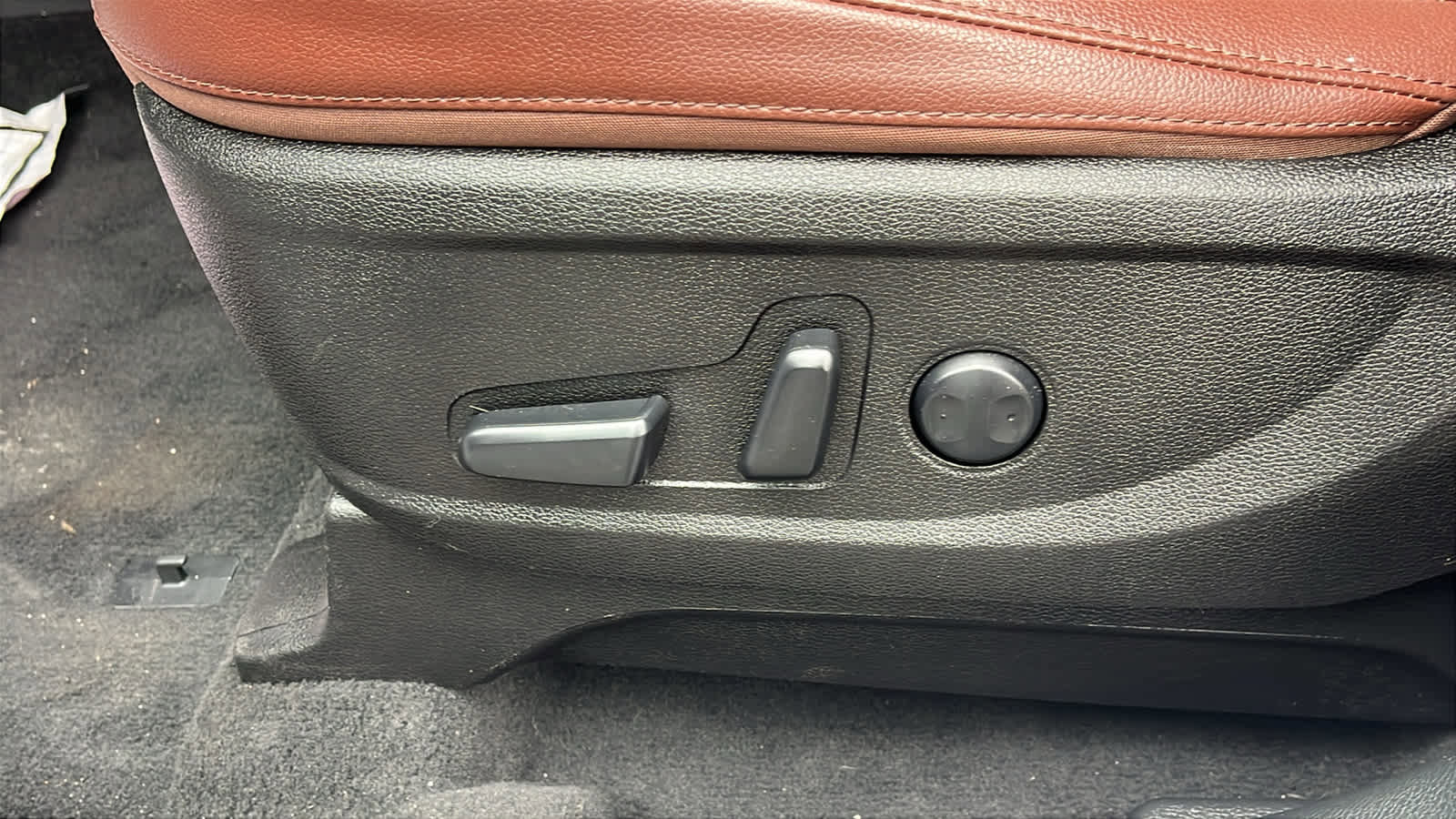 Used 2023 Kia Telluride EX image 23