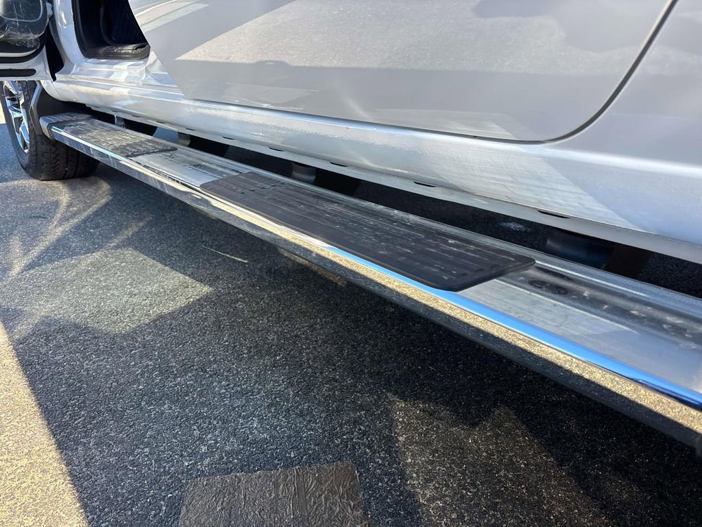 New 2026 GMC Sierra 1500 SLT w/ SLT Premium Plus Package image 5