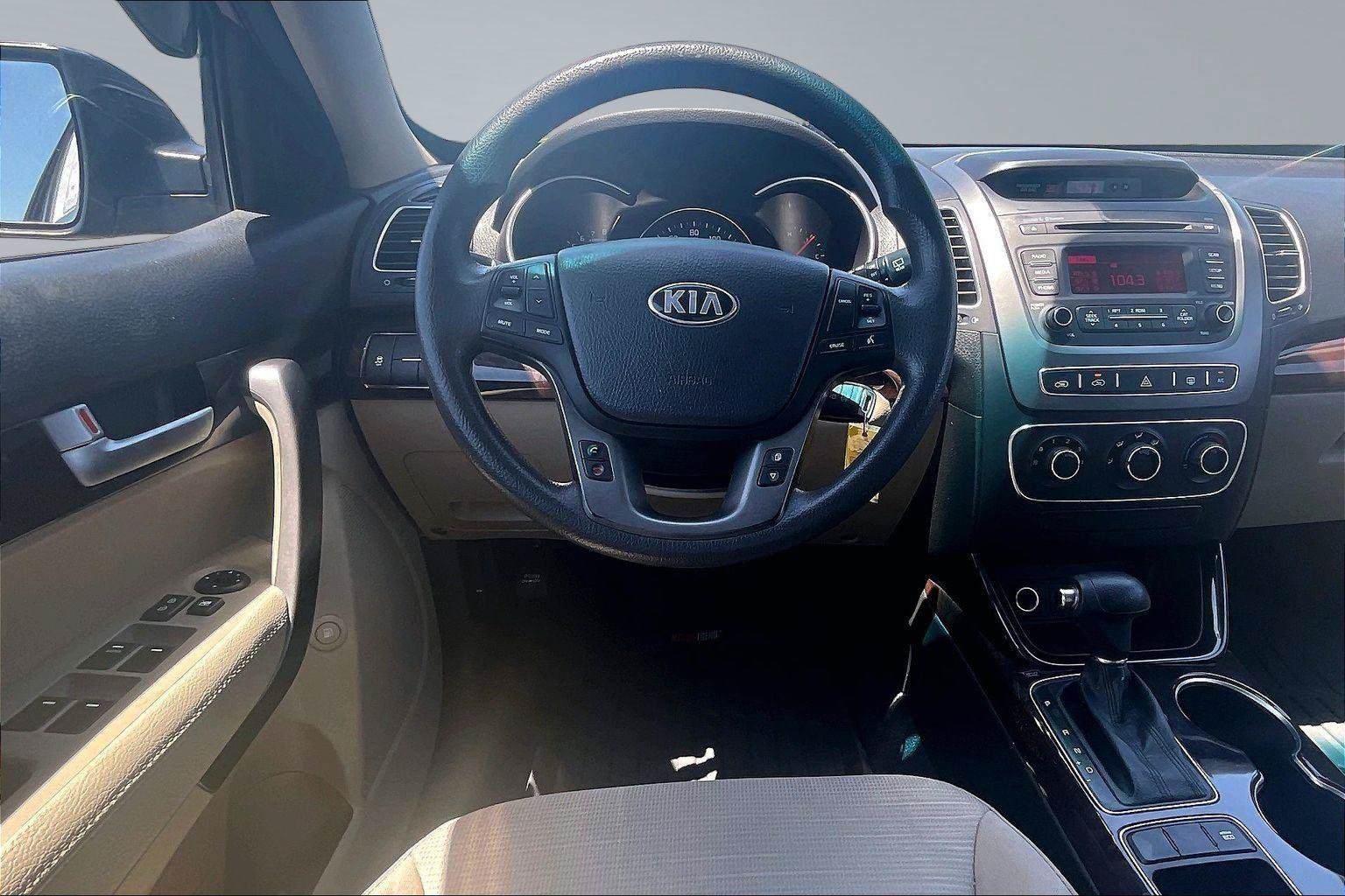 Used 2015 Kia Sorento LX FWD image 7