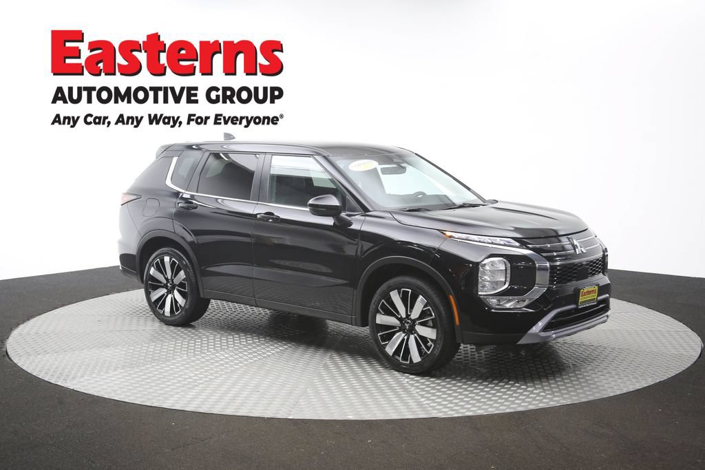 Used 2025 Mitsubishi Outlander SE AWD/4WD image 49