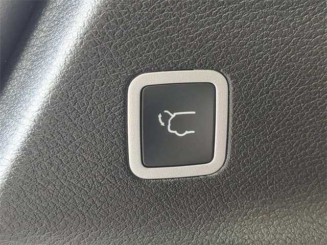 New 2026 Chrysler Voyager LX image 15