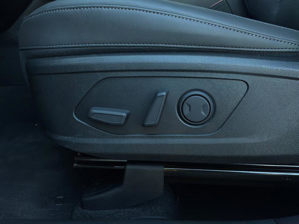 New 2025 Kia Sorento EX w/ Panoramic Sunroof Package image 11