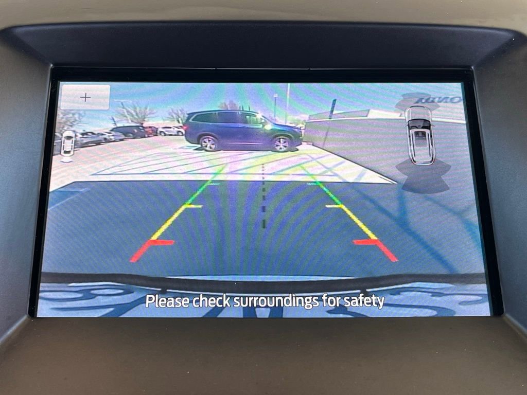 Used 2020 Ford Edge Titanium w/ Equipment Group 301A image 10