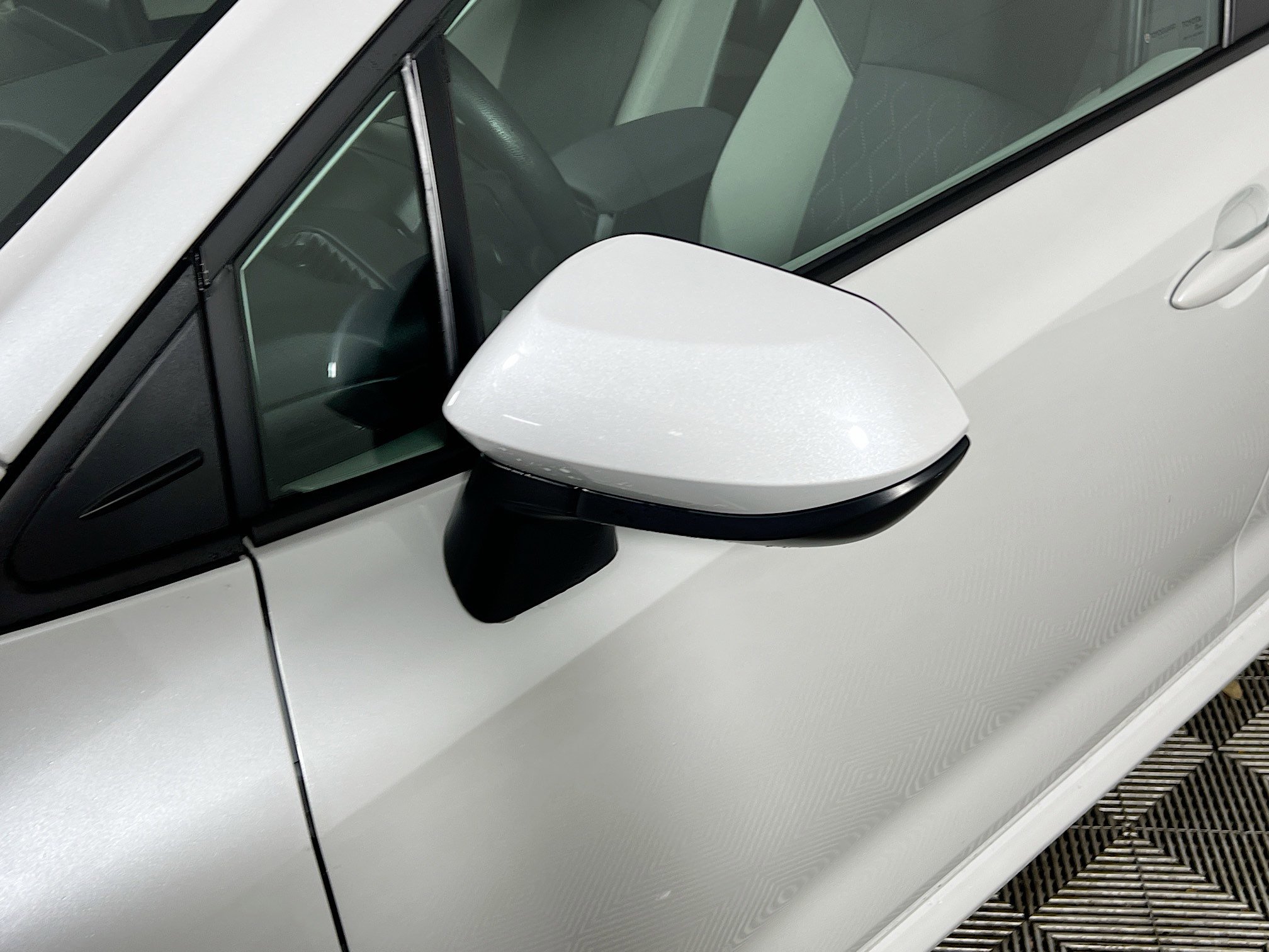 Used 2025 Toyota Corolla LE image 13