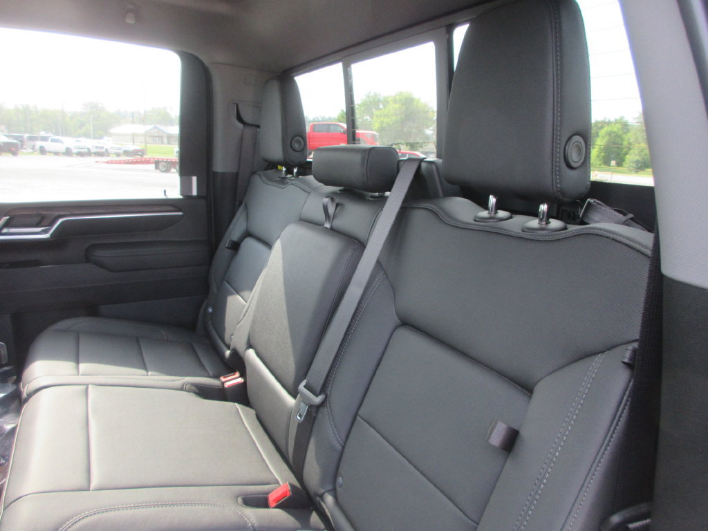 New 2026 GMC Sierra 3500 SLT w/ SLT Premium Package AWD/4WD image 14