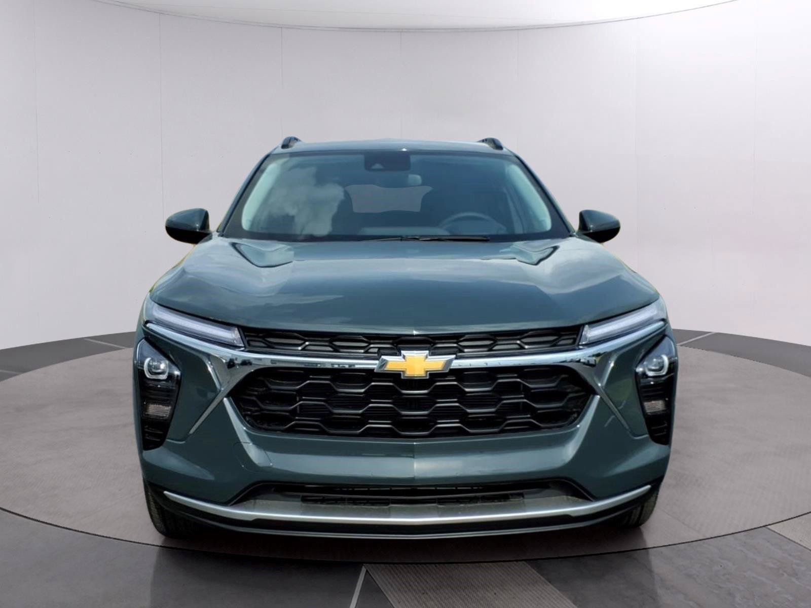 New 2026 Chevrolet Trax LT w/ LT Convenience Package FWD image 8