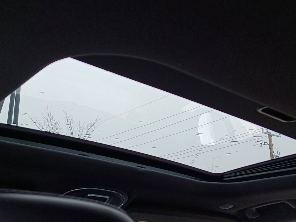 Used 2023 Jeep Grand Cherokee Altitude AWD/4WD image 28