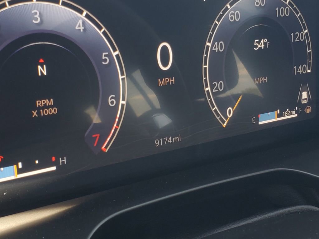 Used 2025 Jeep Grand Cherokee L Laredo AWD/4WD image 17