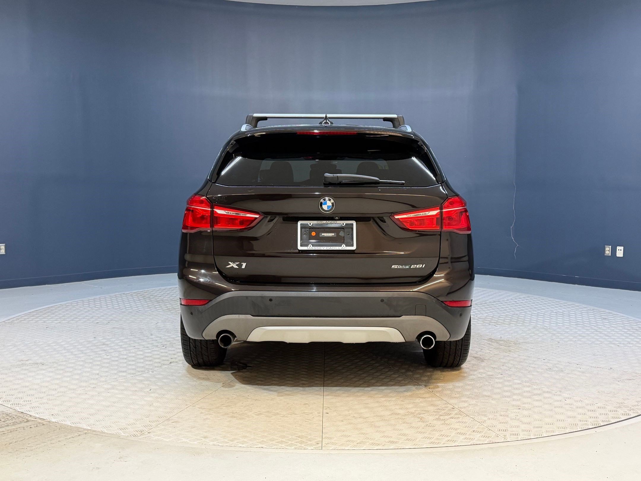 Used 2019 BMW X1 sDrive28i w/ Convenience Package image 10