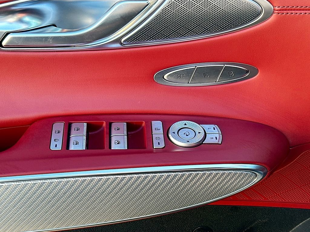 Used 2023 Genesis GV70 2.5T w/ Sport Prestige Package image 18