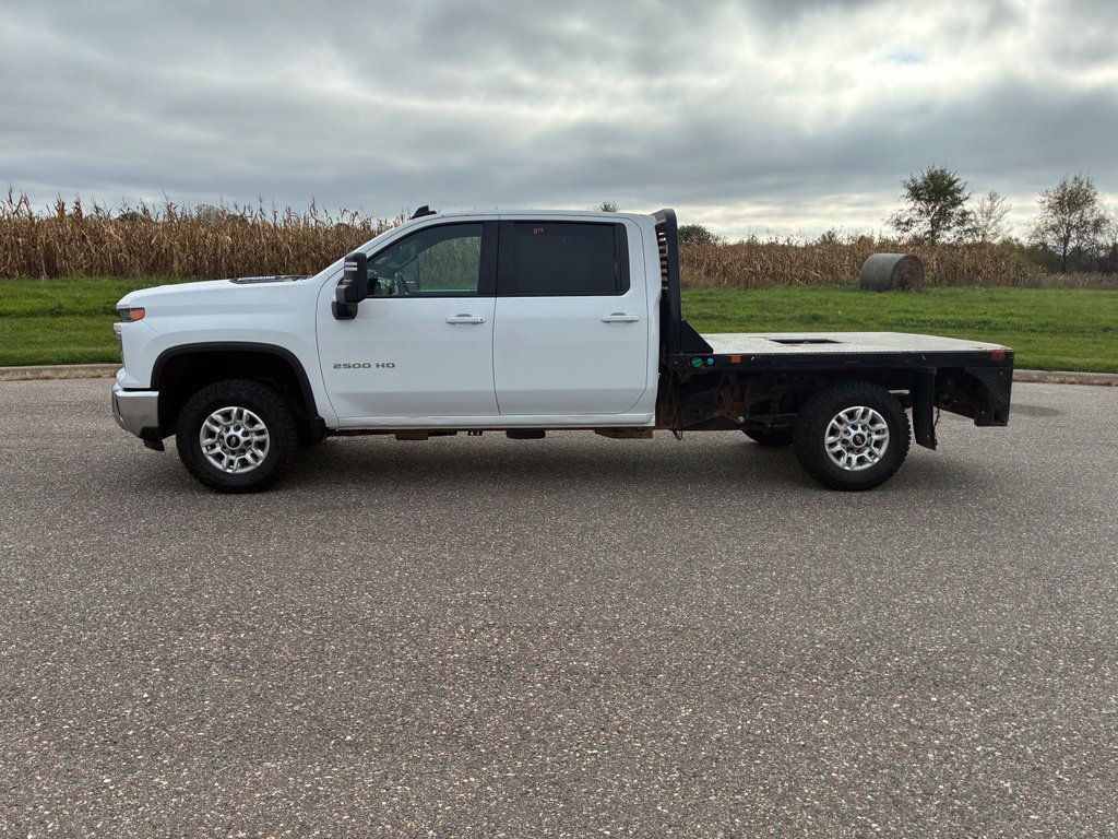 Used 2024 Chevrolet Silverado 2500 LT w/ Convenience Package AWD/4WD image 5