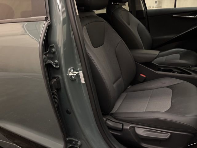 Certified 2023 Kia Niro EX Touring image 22