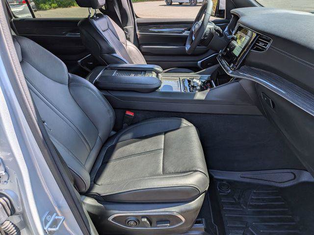 Certified 2022 Jeep Wagoneer Series II AWD/4WD image 27
