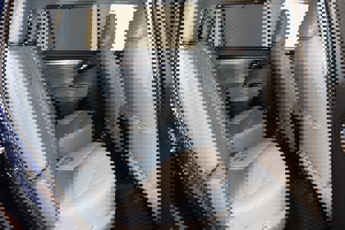 Used 2021 Toyota Highlander Platinum image 68