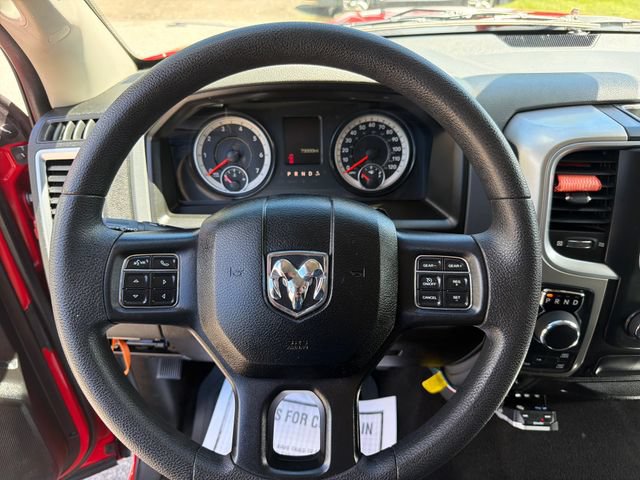 Used 2019 RAM 1500 Classic SLT AWD/4WD image 16