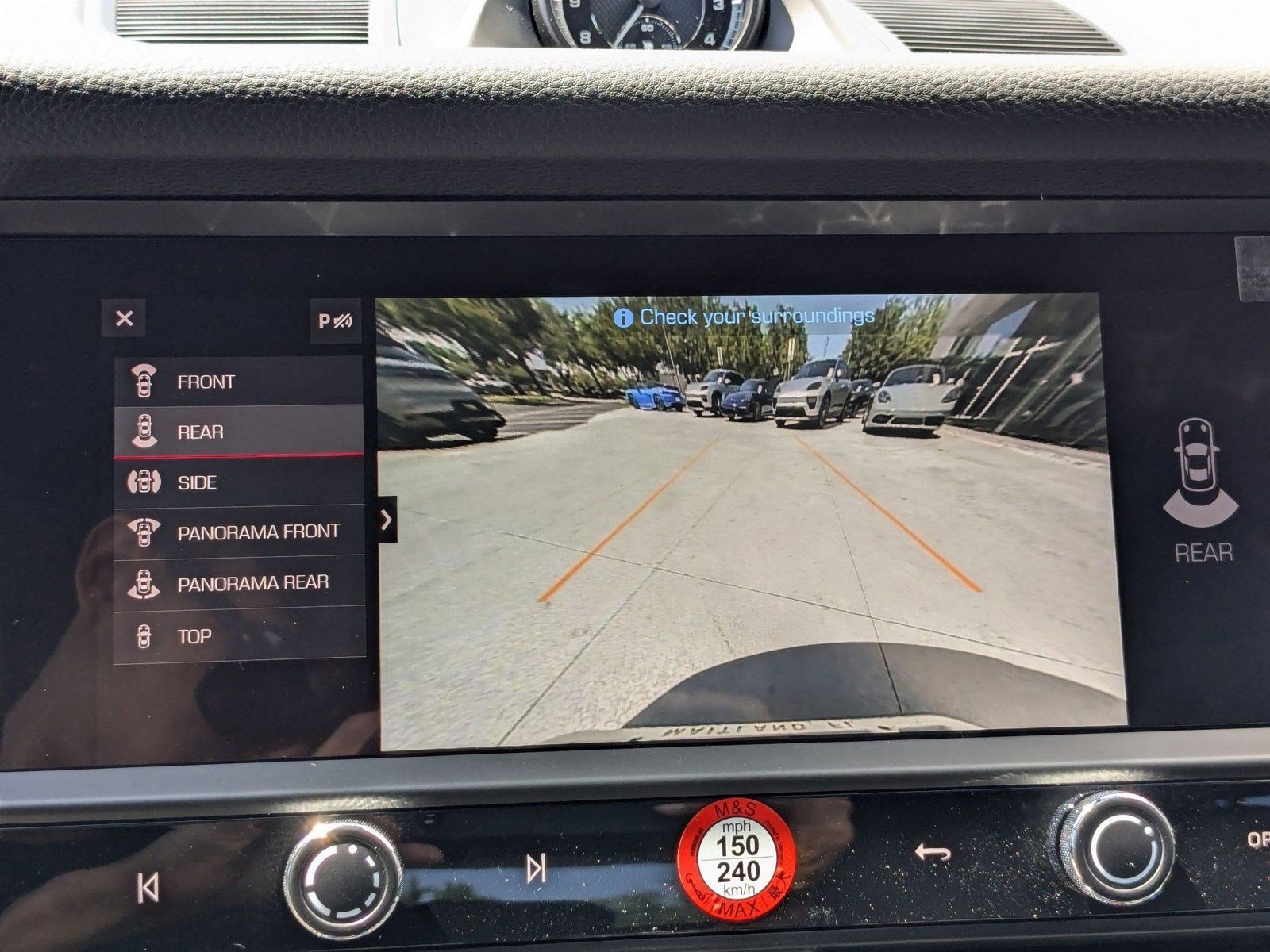 Certified 2025 Porsche Macan image 20