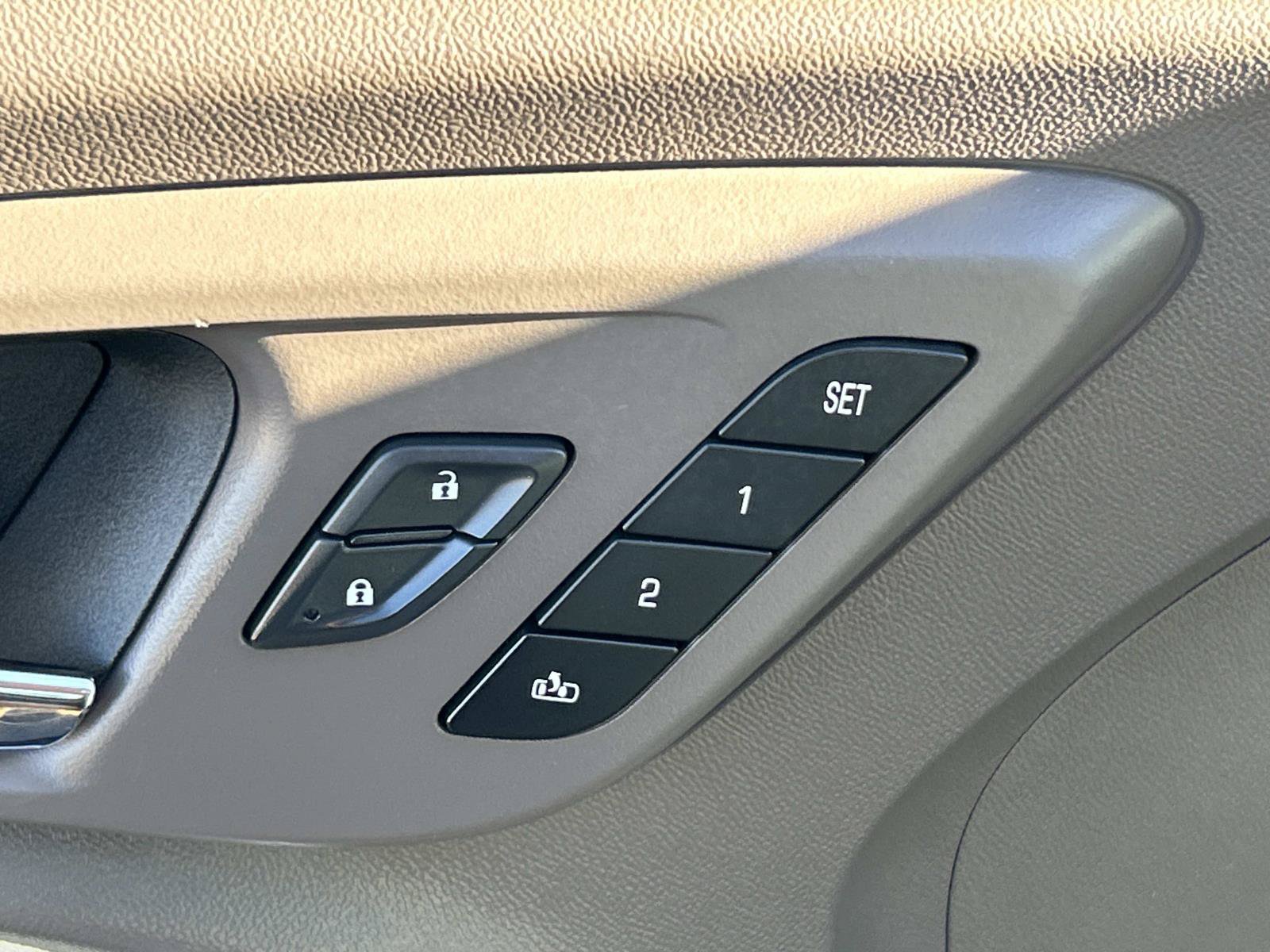 Used 2024 Chevrolet Malibu LT FWD image 26