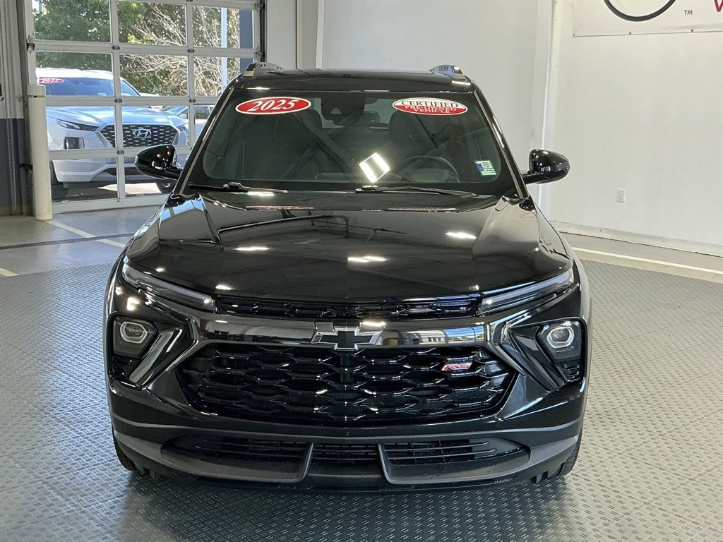 Used 2025 Chevrolet TrailBlazer RS w/ Convenience Package image 39