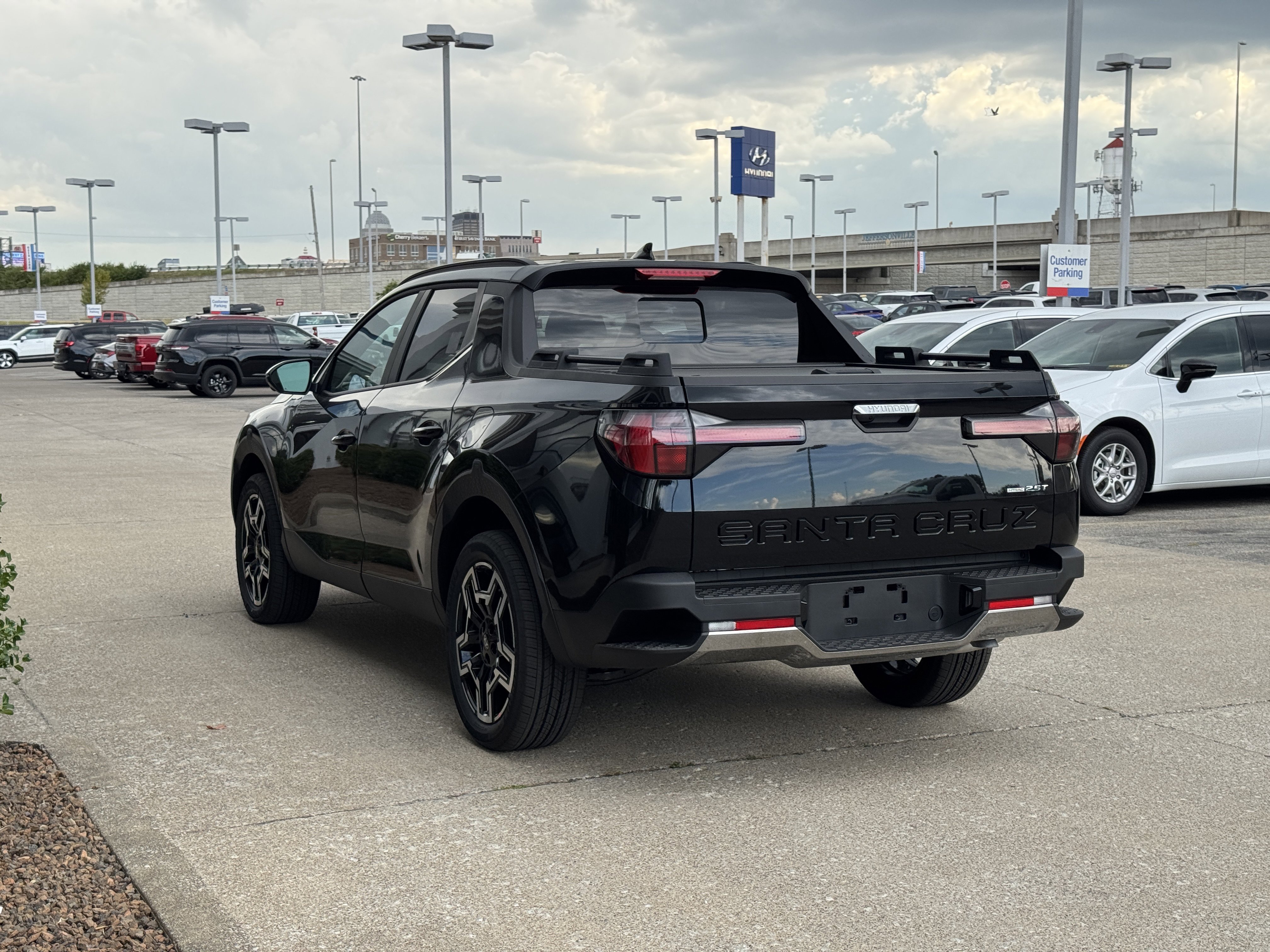 New 2026 Hyundai Santa Cruz Limited image 9
