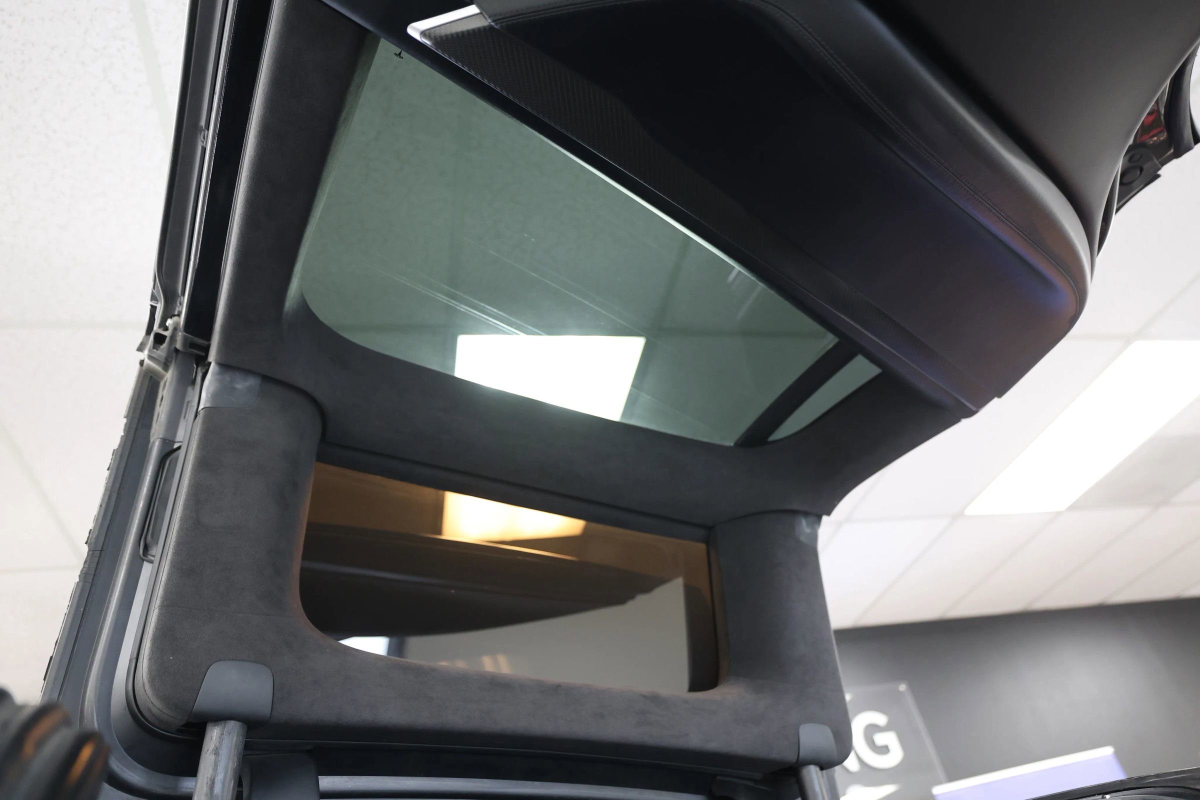 Used 2018 Tesla Model X 75D image 46