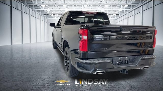Used 2023 Chevrolet Silverado 1500 High Country w/ Technology Package AWD/4WD image 8