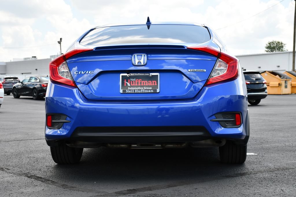 Used 2018 Honda Civic Touring image 6