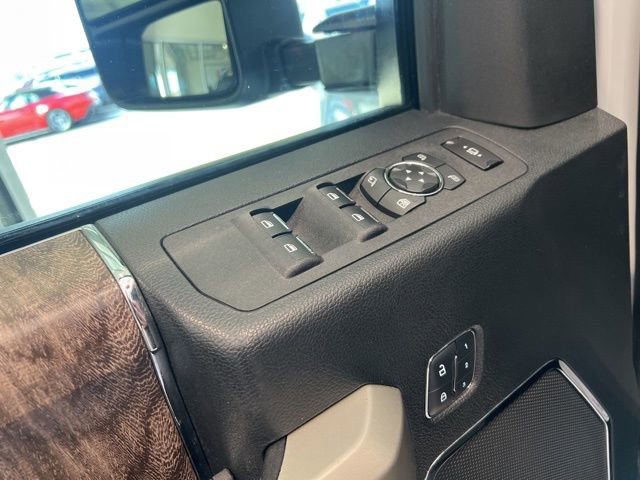 Used 2018 Ford F250 Lariat w/ Lariat Value Package image 12