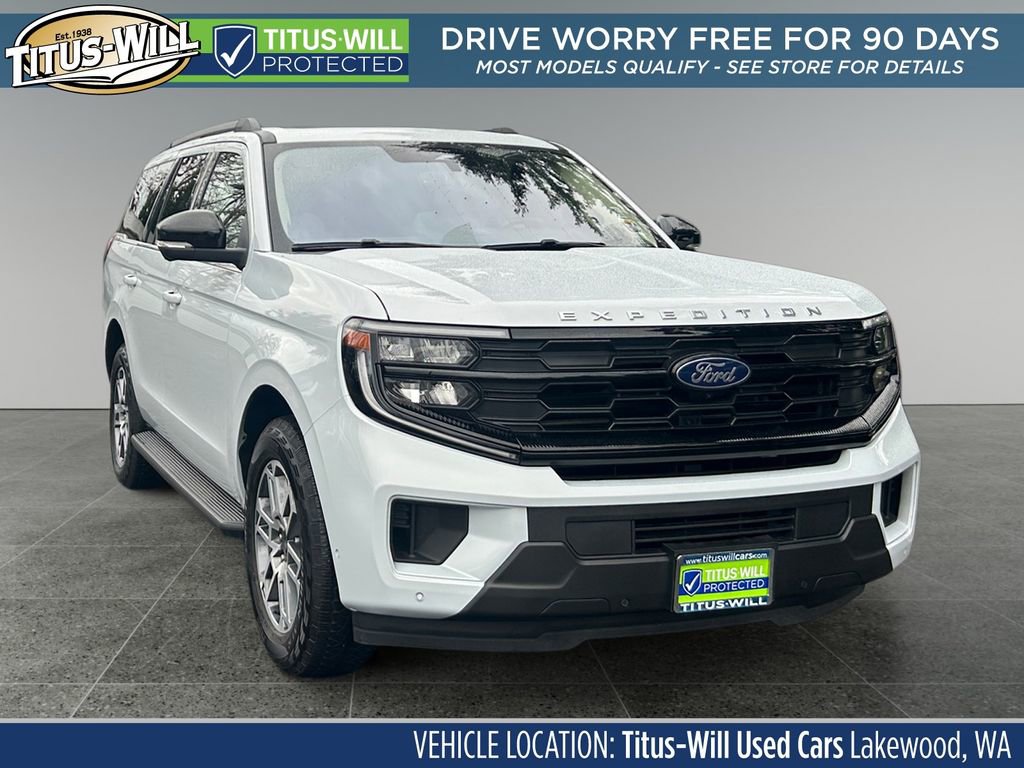 Used 2025 Ford Expedition Active image 1