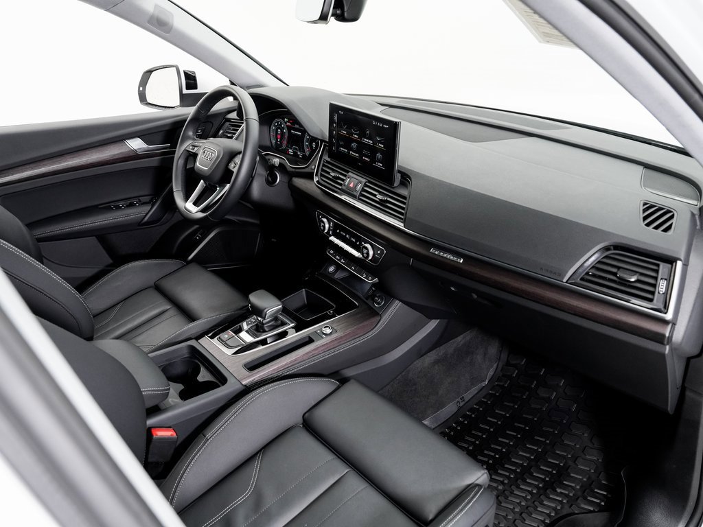 Certified 2025 Audi Q5 2.0T Premium Plus w/ Premium Plus Package image 20