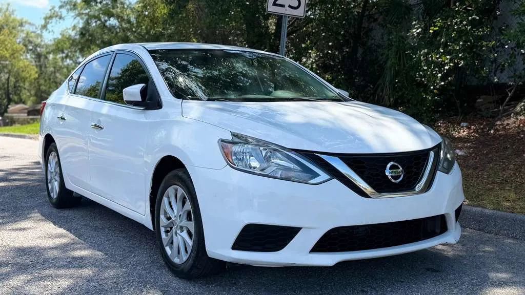 Used 2019 Nissan Sentra SV FWD image 4