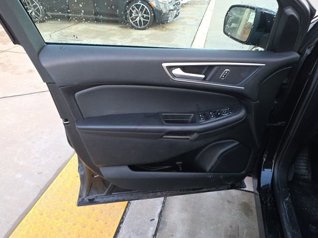 Used 2024 Ford Edge SEL AWD/4WD image 11