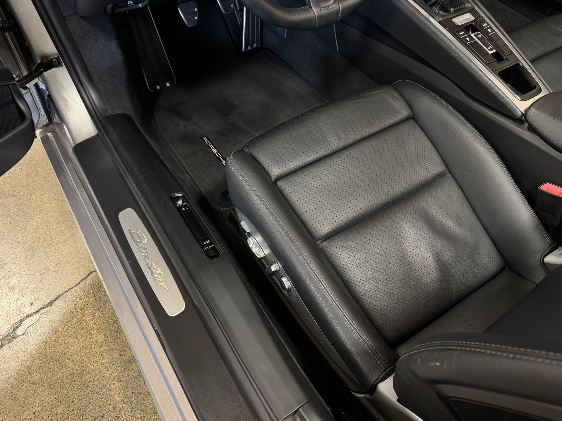 Used 2013 Porsche Boxster RWD image 43