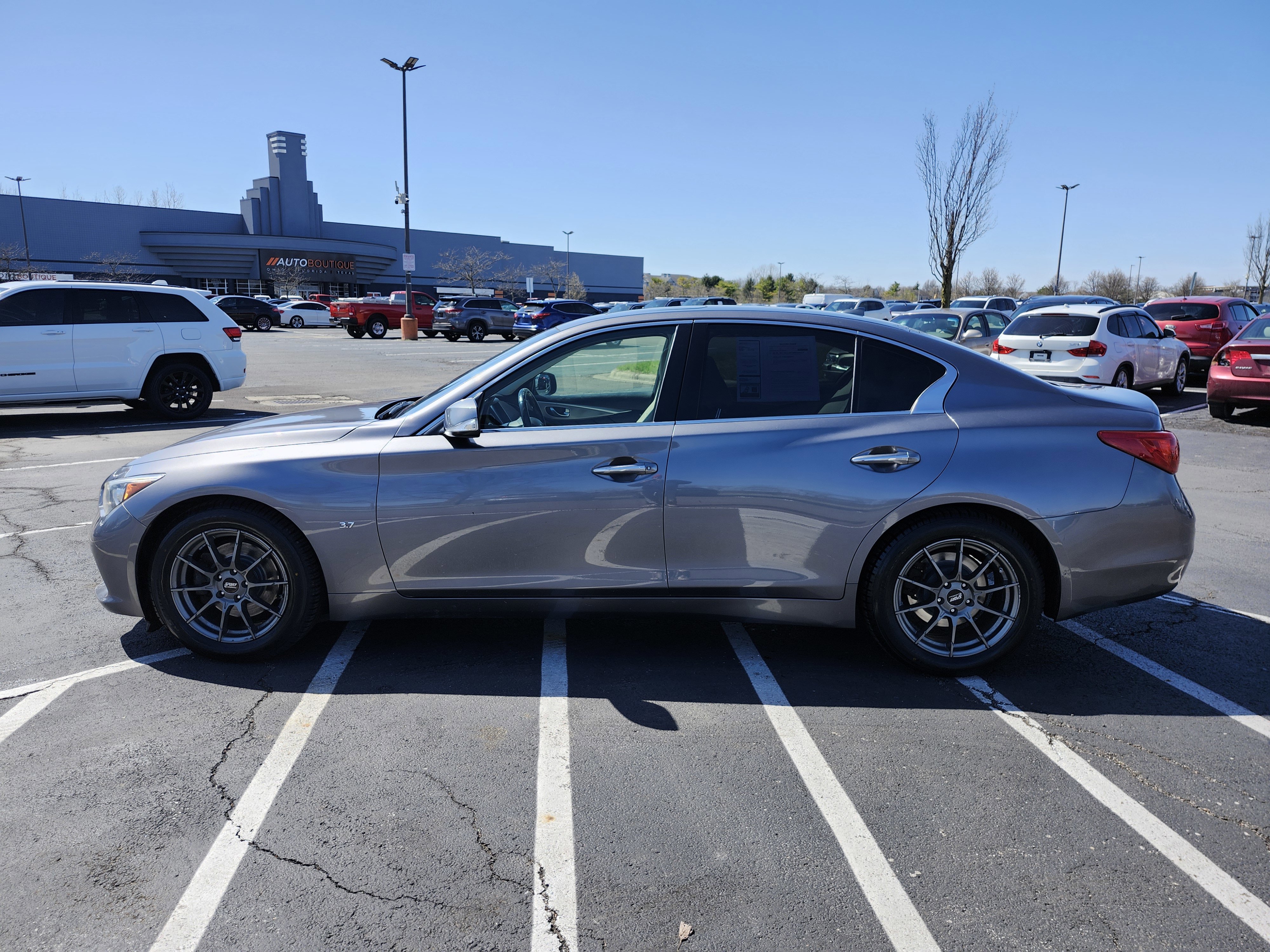 Used 2014 INFINITI Q50 Premium w/ Navigation Package image 15