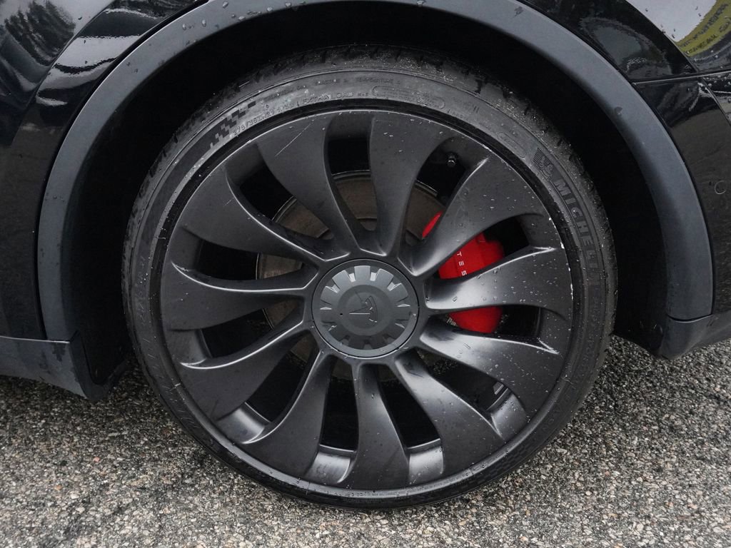 Used 2022 Tesla Model Y Performance image 20