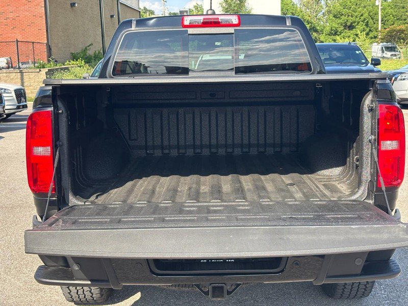 Used 2022 Chevrolet Colorado Z71 AWD/4WD image 9