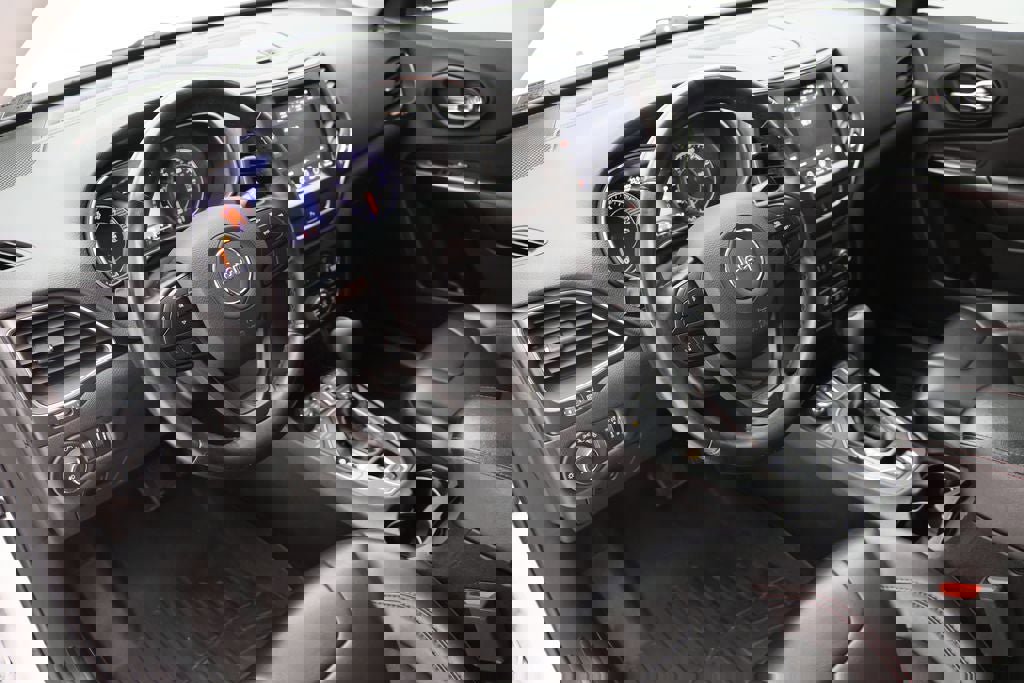 Used 2019 Jeep Cherokee Trailhawk w/ Cold Weather Group image 13